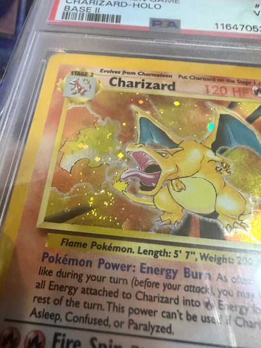 Charizard - 004/130 - Base Set 2 - PSA 3 - Really nice swirl
