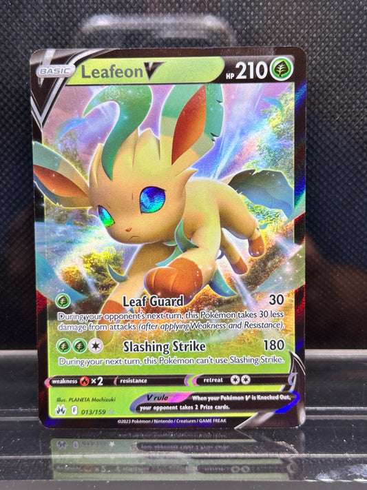 Leafeon V - 013/159 - Crown Zenith - NM